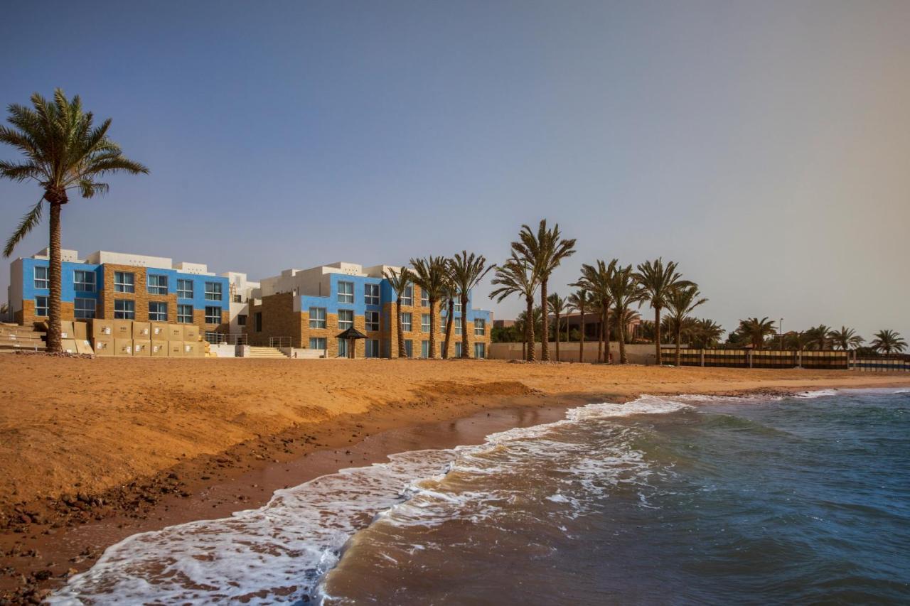 Luxotel Aqaba Beach Resort & Spa Only 15 Years Plus Ngoại thất bức ảnh
