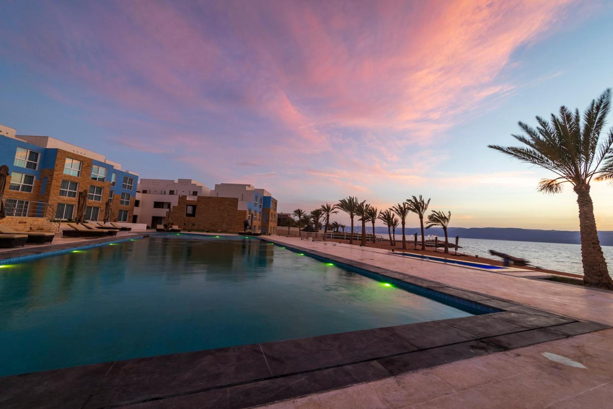 Luxotel Aqaba Beach Resort & Spa Only 15 Years Plus Ngoại thất bức ảnh