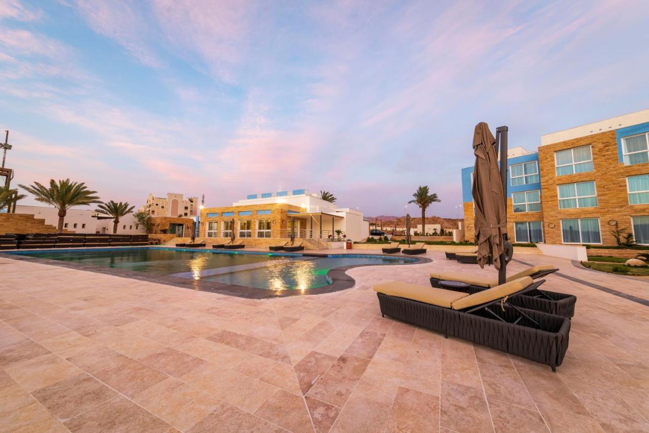 Luxotel Aqaba Beach Resort & Spa Only 15 Years Plus Ngoại thất bức ảnh